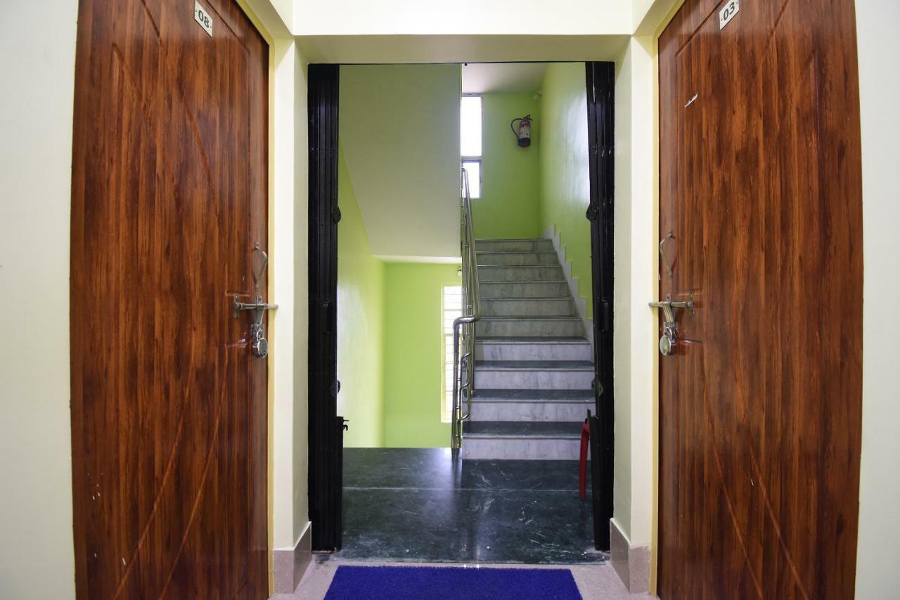 Oyo 43461 Atithya Guest House Sri Niketan Exterior photo